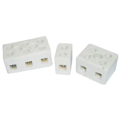 Green Brook PCC153 | 15A Triple Pole Central Hole Porcelain Connector