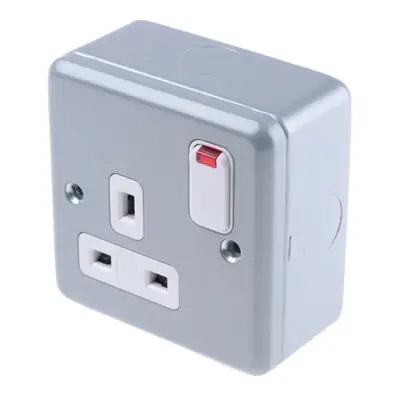 MK K2477ALM | 13A 1 Gang Double Pole Switched Socket Dual Earth with Neon, Metal Clad